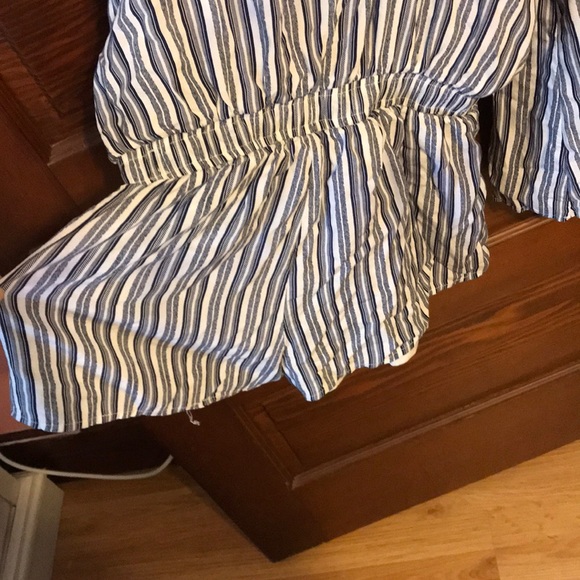 Striped romper - Picture 3 of 4